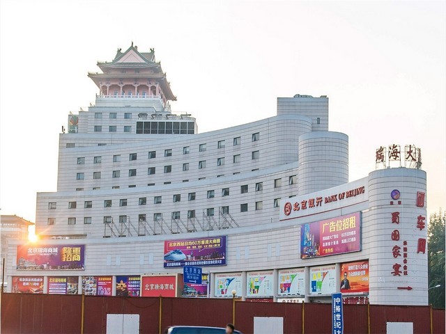 潮街舞服定制厂家